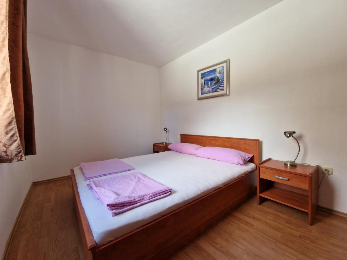 Apartments Lacic 3 Цриквениця Екстер'єр фото
