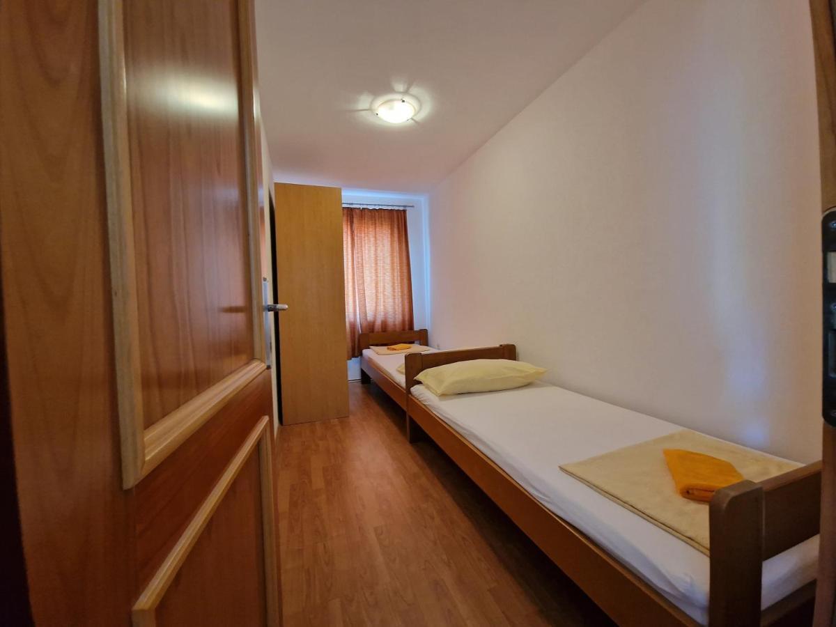 Apartments Lacic 3 Цриквениця Екстер'єр фото
