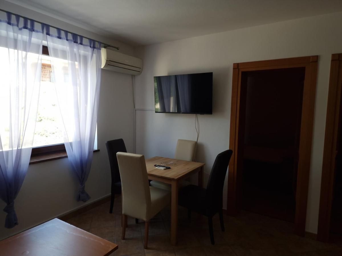 Apartments Lacic 3 Цриквениця Екстер'єр фото